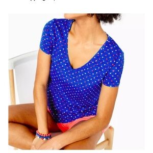 Lilly Pulitzer Etta Tshirt VNeck Borealis Blue Lilly Squared Top Blue Sz M NEW